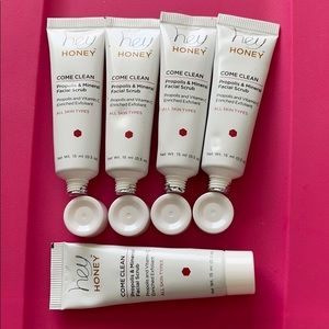 Hey Honey Propolis & Mineral Facial Scrub